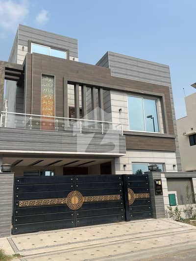 8MARLA USED HOUSE IN BAHRIA ORCHARD LAHORE E BLOCK PHASE2 OWNER BUILD NEAR MASJID PARK SCHOOL MARKET NEAR GATE COMMUNITY AREA