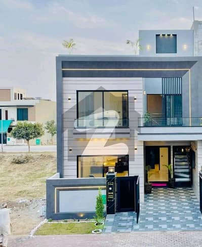 5 Marla Brand New House Available For Sale