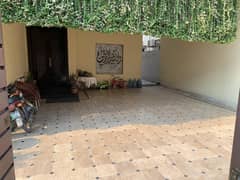 1 Kanal House Available For Sale