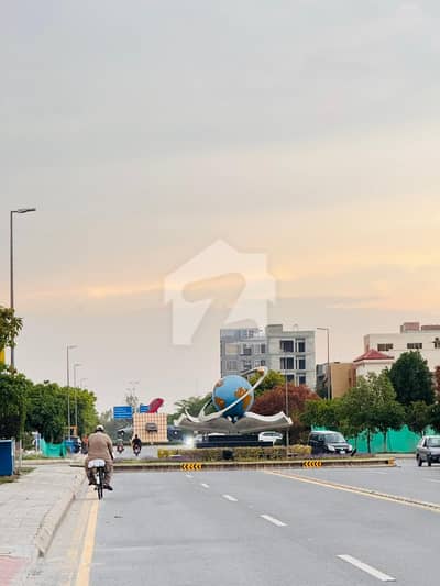 4 Marla Commercial Plot | 2.65 Crore | Possession + Utility Paid | Southern Block Phase 1 4 Marla Commercial Plot | 2.65 Crore | Possession + Utility Paid | Southern Block Phase 1