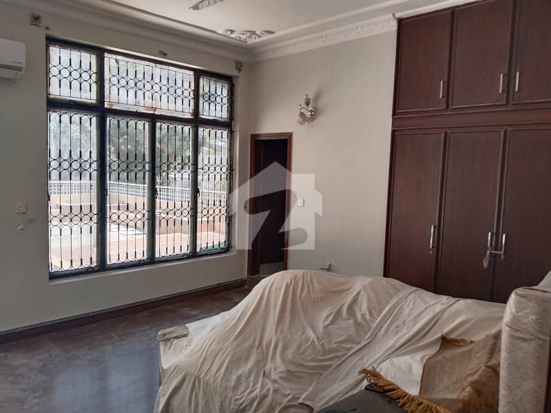 FULLY FURNISHED UPPER PORTION FOR RENT IN F-6 FULLY FURNISHED UPPER PORTION FOR RENT IN F-6