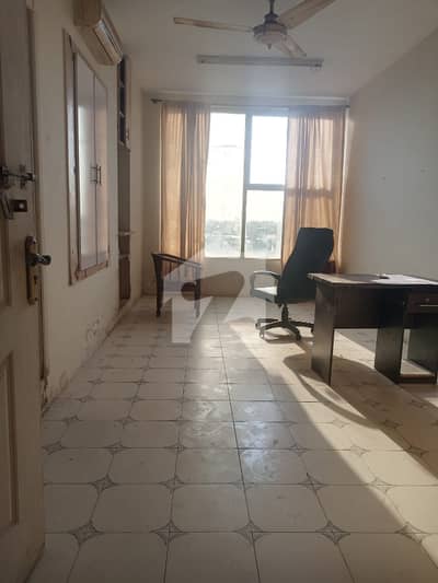 Office For Rent Area 270 Square Feet Available For Rent In Main Boulevard Road Gulberg 3 Lahore