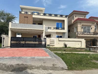 Ideally Located House Of 4500 Square Feet Is Available For sale In Islamabad