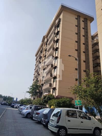 1 Floor 3 Bed Room Apartment in Askari 11 Lahore