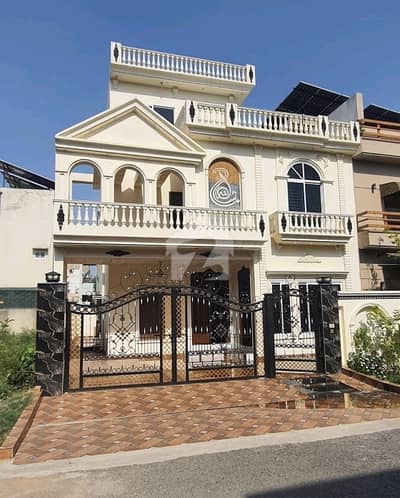 Unoccupied Prime Location House Of 10 Marla Is Available For sale In Citi Housing Society