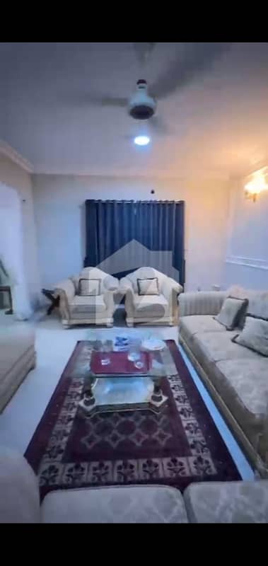 ڈی ایچ اے فیز 6 ڈی ایچ اے ڈیفینس,کراچی میں 6 کمروں کا 1 کنال مکان 14.5 کروڑ میں برائے فروخت۔