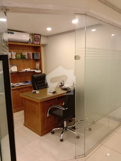 EXECUTIVE COMMERCIAL REAL ESTATE: FULLY FURNISHED READY-TO-MOVE OFFICE FOR RENT ON 2ND FLOOR (WITH LIFT) IN BIG BUKHARI, DHA PHASE 6