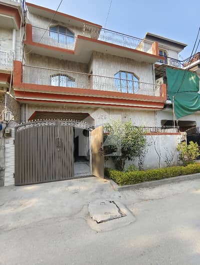 I-10/1 size 4 Marla old house for sale location Islamabad
