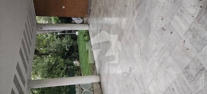 New Deffenc Colony Shami Road  Bungalow  For Rent