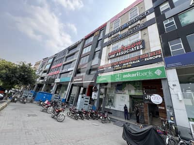 Main Khayaban-E-Jinnah 8 Marla Plaza Guaranteed Rental Coming 19 Lac