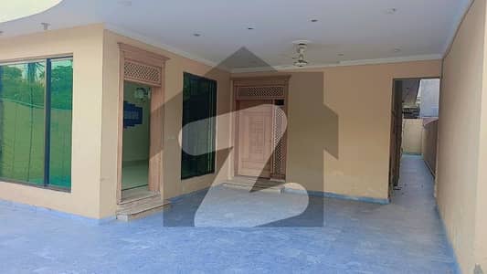 12 Marla Double Storey House For Rent.