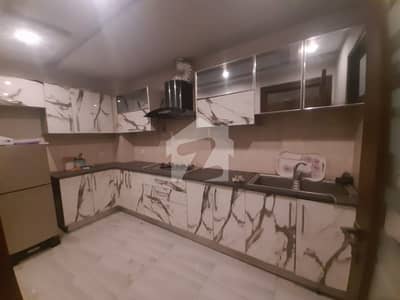 ڈی ایچ اے فیز 8 سابقہ ایئر ایوینیو ڈی ایچ اے فیز 8,ڈی ایچ اے ڈیفینس,لاہور میں 2 کمروں کا 5 مرلہ فلیٹ 1.8 کروڑ میں برائے فروخت۔