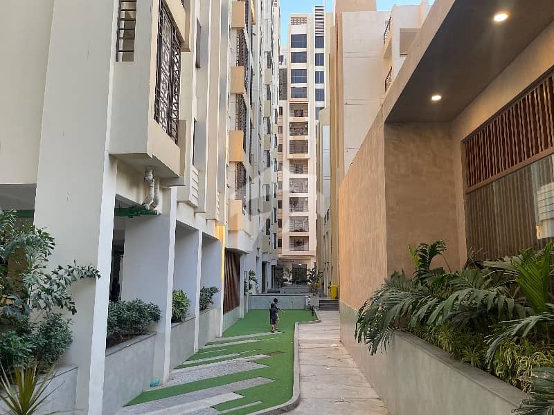 2 BED LOUNGE AVAILABLE FOR SELL 4 FLOOR 2 BED LOUNGE AVAILABLE FOR SELL 4 FLOOR