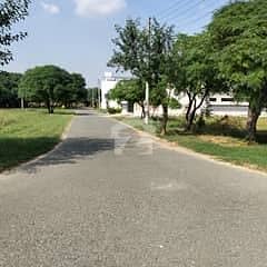 10 Marla Park Facing Plot For Sale In Sadat College Town Lahore | Prime Location Near College Road 10 Marla Park Facing Plot For Sale In Sadat College Town Lahore | Prime Location Near College Road