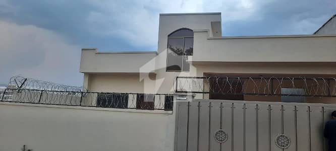11 Marla beautiful single story house for sale in north banigala