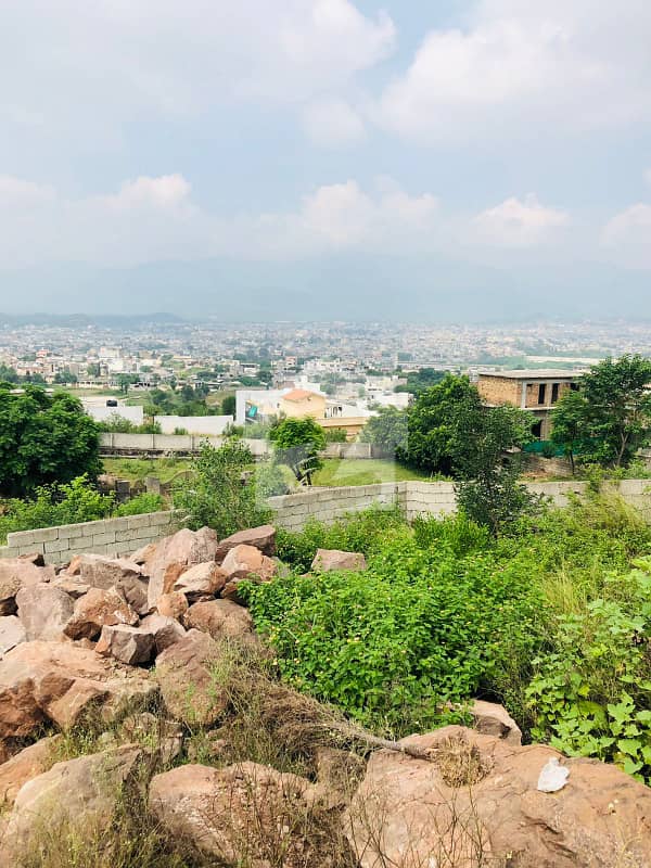 بنی گالہ اسلام آباد میں 9 مرلہ رہائشی پلاٹ 1.15 کروڑ میں برائے فروخت۔ بنی گالہ اسلام آباد میں 9 مرلہ رہائشی پلاٹ 1.15 کروڑ میں برائے فروخت۔