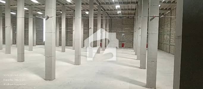 سندھ انڈسٹریل ٹریڈنگ اسٹی - ایس آئی ٹی ای کراچی میں 11 کنال Studio گودام 25.0 لاکھ میں کرایہ پر دستیاب ہے۔