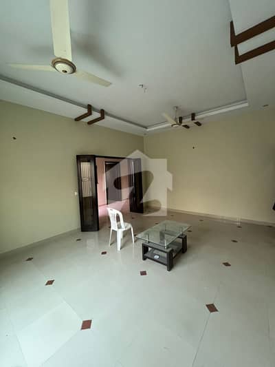 House For Sale 400 Sq Yard