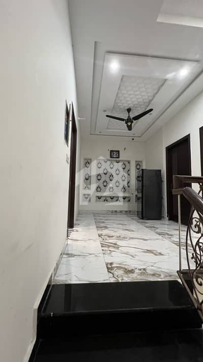 سٹی ہاؤسنگ سوسائٹی سیالکوٹ میں 4 کمروں کا 5 مرلہ مکان 1.35 لاکھ میں کرایہ پر دستیاب ہے۔
