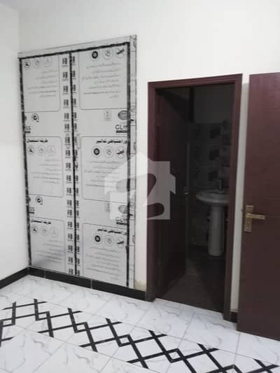 دانیال ریزیڈنسی سکیم 33,کراچی میں 2 کمروں کا 5 مرلہ فلیٹ 50.0 ہزار میں کرایہ پر دستیاب ہے۔