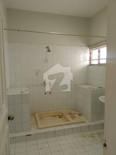 Defence Phase 500 Yard Bungalow For Rent