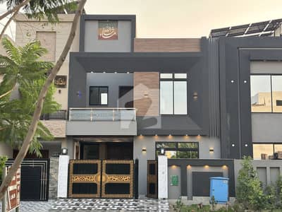 5 Marla Beautiful House Available For Sale In Bahria Nasheman Lahore