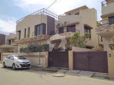احسن ڈریم لینڈ سکیم 33,کراچی میں 4 کمروں کا 8 مرلہ مکان 2.9 کروڑ میں برائے فروخت۔