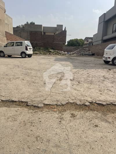 A Great Choice For A 18 Marla Residential Plot Available In Susan Road