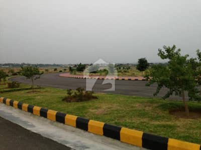 5 Kanal Corner Farmhouse Plot For Sale In Gulberg Greens | Prime Location | Ideal Investment