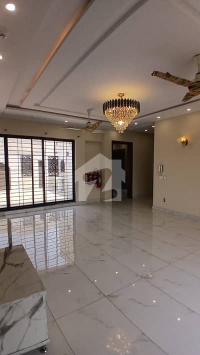 1 KANAL UPPER PORTION IN DHA PHASE 6