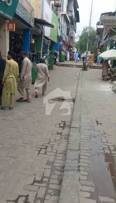 prime located commercial small unit in aabpara market