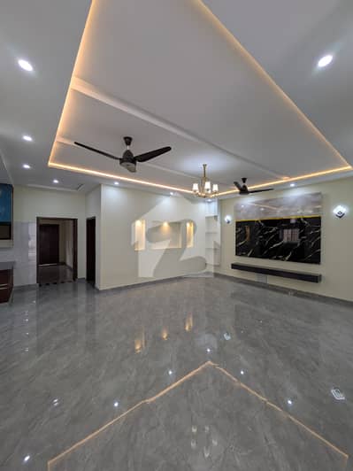 GULBERG RESIDENCIA 10m FULL HOUSE FOR RENT