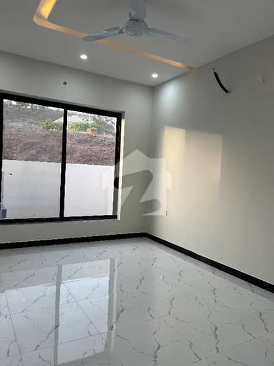 Bahria Enclave Islamabad Sector C1 Extension 10 Marla Brand New House Available For Rent