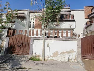 صائمہ عریبین ولاز گداپ ٹاؤن,کراچی میں 4 کمروں کا 5 مرلہ مکان 1.45 کروڑ میں برائے فروخت۔