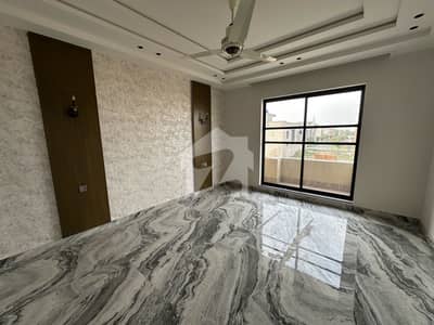 12 Marla Brand Luxurious House