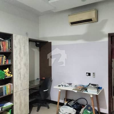 1 Kanal upper portion available for Rent in Johar Town