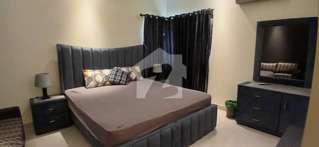 ڈیفنس ویو اپارٹمنٹس شنگھائی روڈ,لاہور میں 2 کمروں کا 5 مرلہ فلیٹ 1.3 لاکھ میں کرایہ پر دستیاب ہے۔