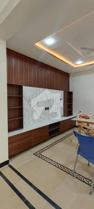 6 Marla Ground Portion For Rent