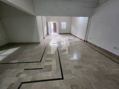 Office 200 Sq Yards Ground Floor Commercial Portion For Rent
