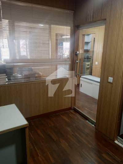 Most Beutifull Full Furnished Office For Rent 1000 Sqft On Shahra E Faisal