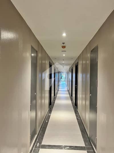 650 Sqft Office For Sale In Gulberg Ideal For Realtors, E-Commerce & Startups And Travel Agents and all kinds of corporate buisnesses, call center, IT.