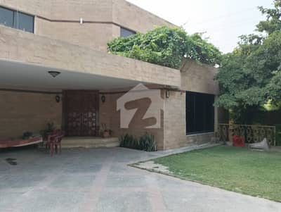 ایم ایم عالم روڈ گلبرگ,لاہور میں 4 کمروں کا 12 مرلہ مکان 5.0 لاکھ میں کرایہ پر دستیاب ہے۔ ایم ایم عالم روڈ گلبرگ,لاہور میں 4 کمروں کا 12 مرلہ مکان 5.0 لاکھ میں کرایہ پر دستیاب ہے۔