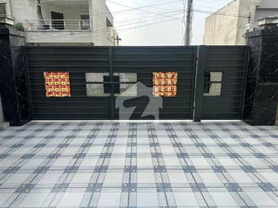 10 Marla Luxury Full House For Sale In Punjab University PH II