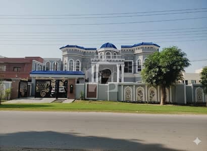 NFC Phase 1 2 Kanal Spanish Luxury House For Sale