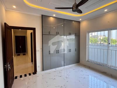 10 Marla Double Storey House For Rent