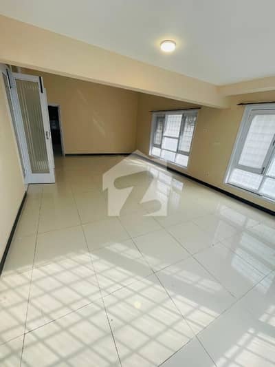 Top City 1 - Block C Flat Sized 1240 Square Feet Is Available Top City 1 - Block C Flat Sized 1240 Square Feet Is Available