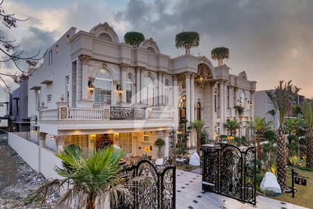 2 Kanal Spanish House near Mosque and park