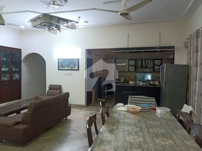 West Open 400 Yard House For Sale In Johar West Open 400 Yard House For Sale In Johar