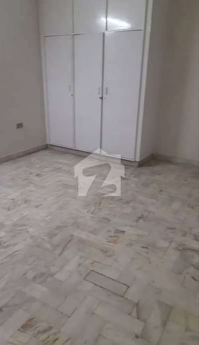 34 Marla House In Civil Lines Is Available For Rent Faisalabad