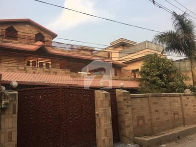 ارباب سبز علی خان ٹاؤن ورسک روڈ,پشاور میں 6 کمروں کا 15 مرلہ مکان 4.5 کروڑ میں برائے فروخت۔